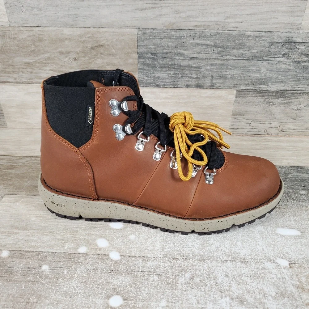 Danner Vertigo 917 Mens Hiking Shoes‎ Sz 8.5 Brown Lace Up Mid Top Waterproof